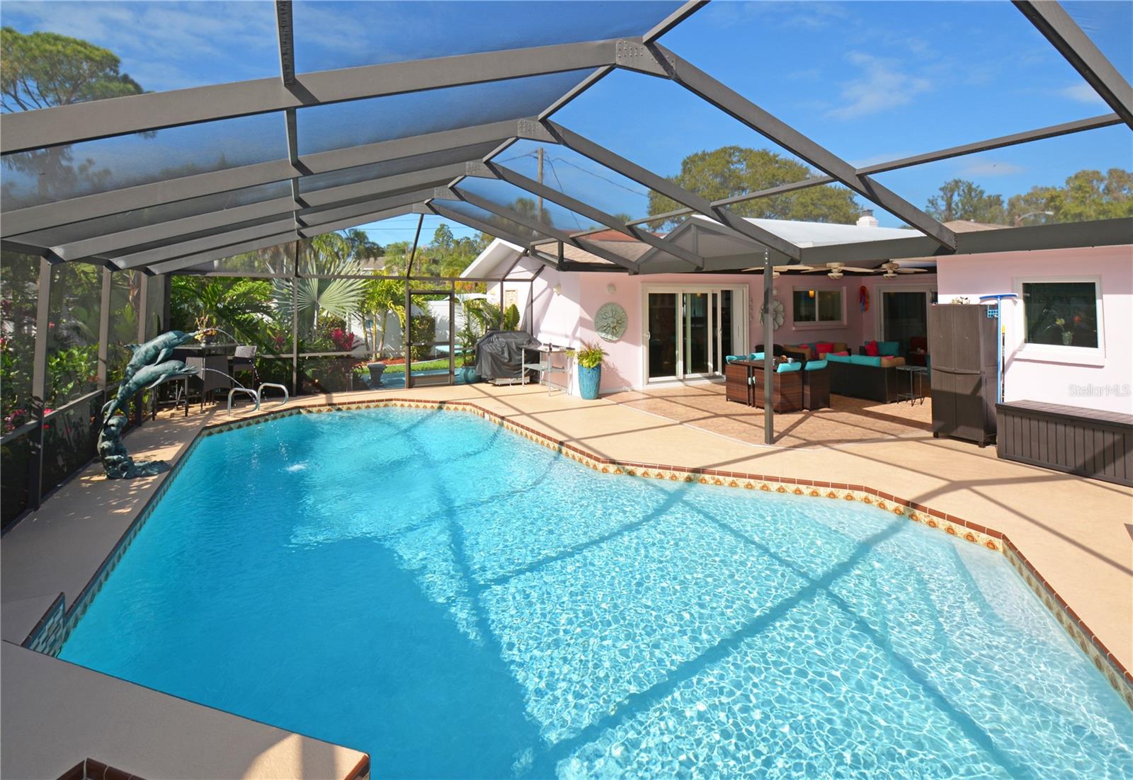 7020 MANGO AVE S, ST PETERSBURG, FL — photo 47
