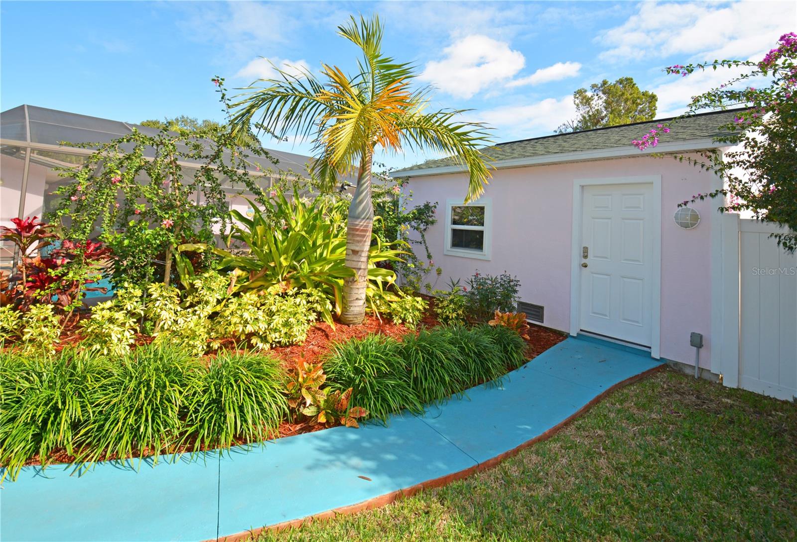 7020 MANGO AVE S, ST PETERSBURG, FL — photo 50