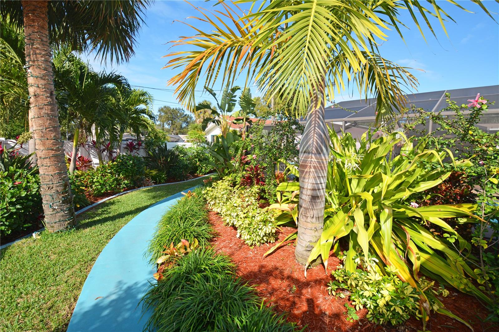 7020 MANGO AVE S, ST PETERSBURG, FL — photo 52