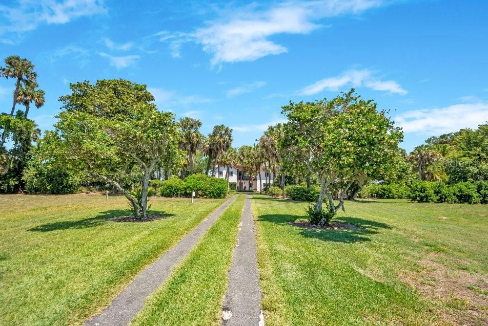 14365 SE HIGHWAY 42, WEIRSDALE, FL — photo 8