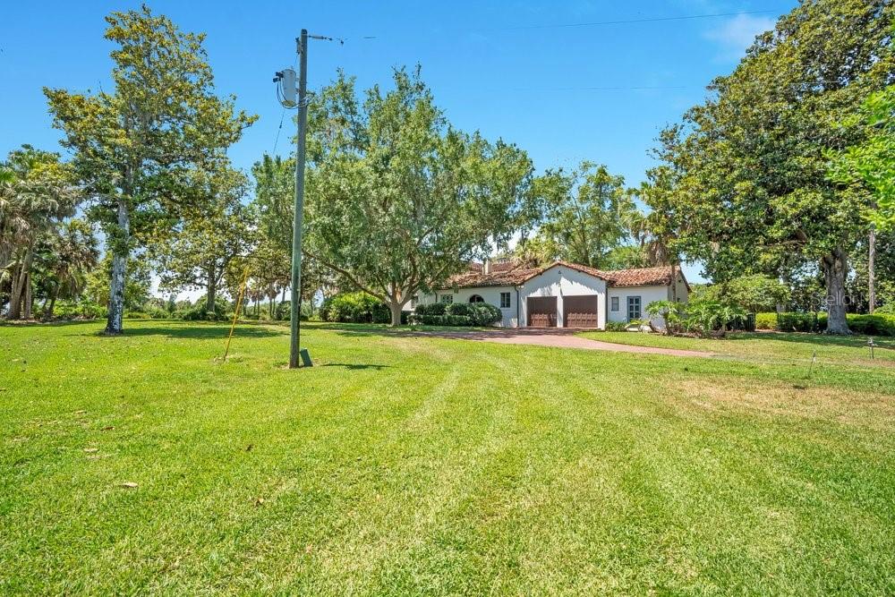 14365 SE HIGHWAY 42, WEIRSDALE, FL — photo 81