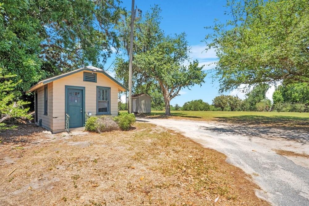 14365 SE HIGHWAY 42, WEIRSDALE, FL — photo 82