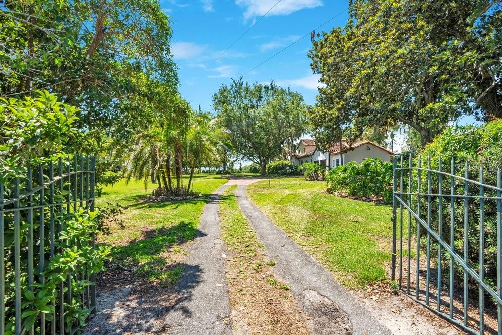 14365 SE HIGHWAY 42, WEIRSDALE, FL — photo 88