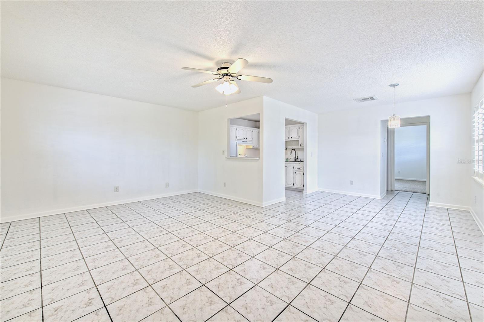 401 DORCHESTER PL #49, SUN CITY CENTER, FL — photo 4