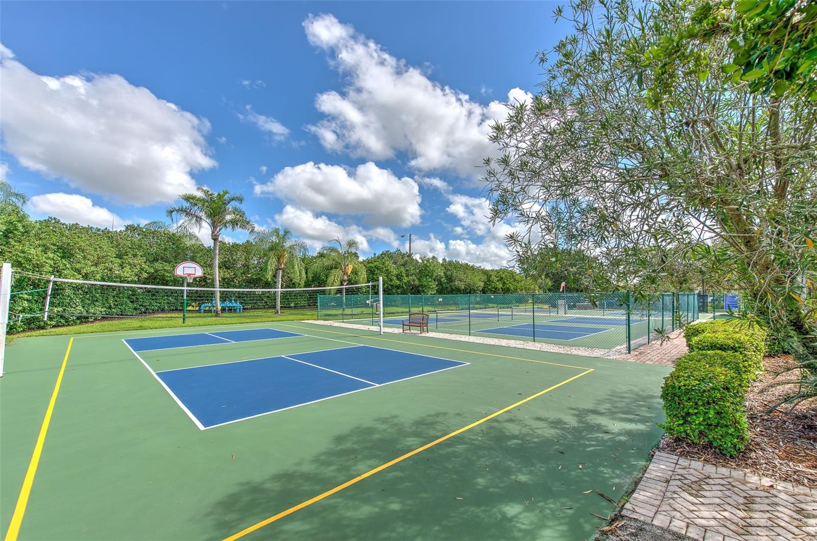 401 DORCHESTER PL #49, SUN CITY CENTER, FL — photo 31