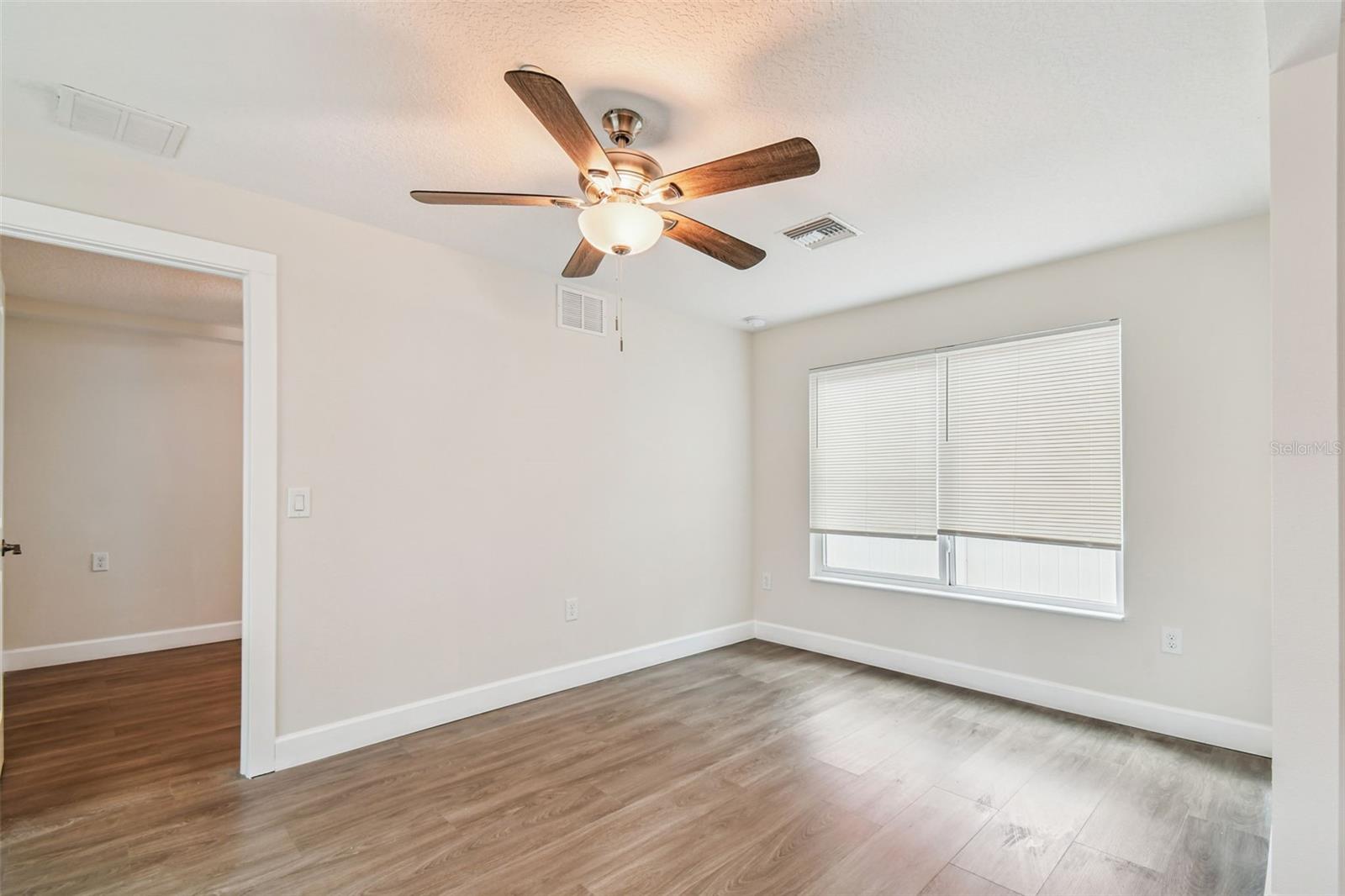 650 E TARPON AVE #C1, TARPON SPRINGS, FL — photo 10