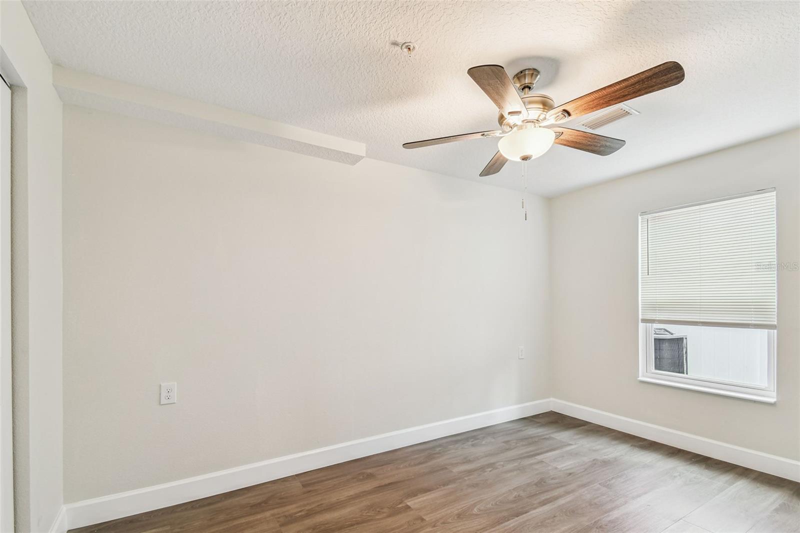 650 E TARPON AVE #C1, TARPON SPRINGS, FL — photo 15