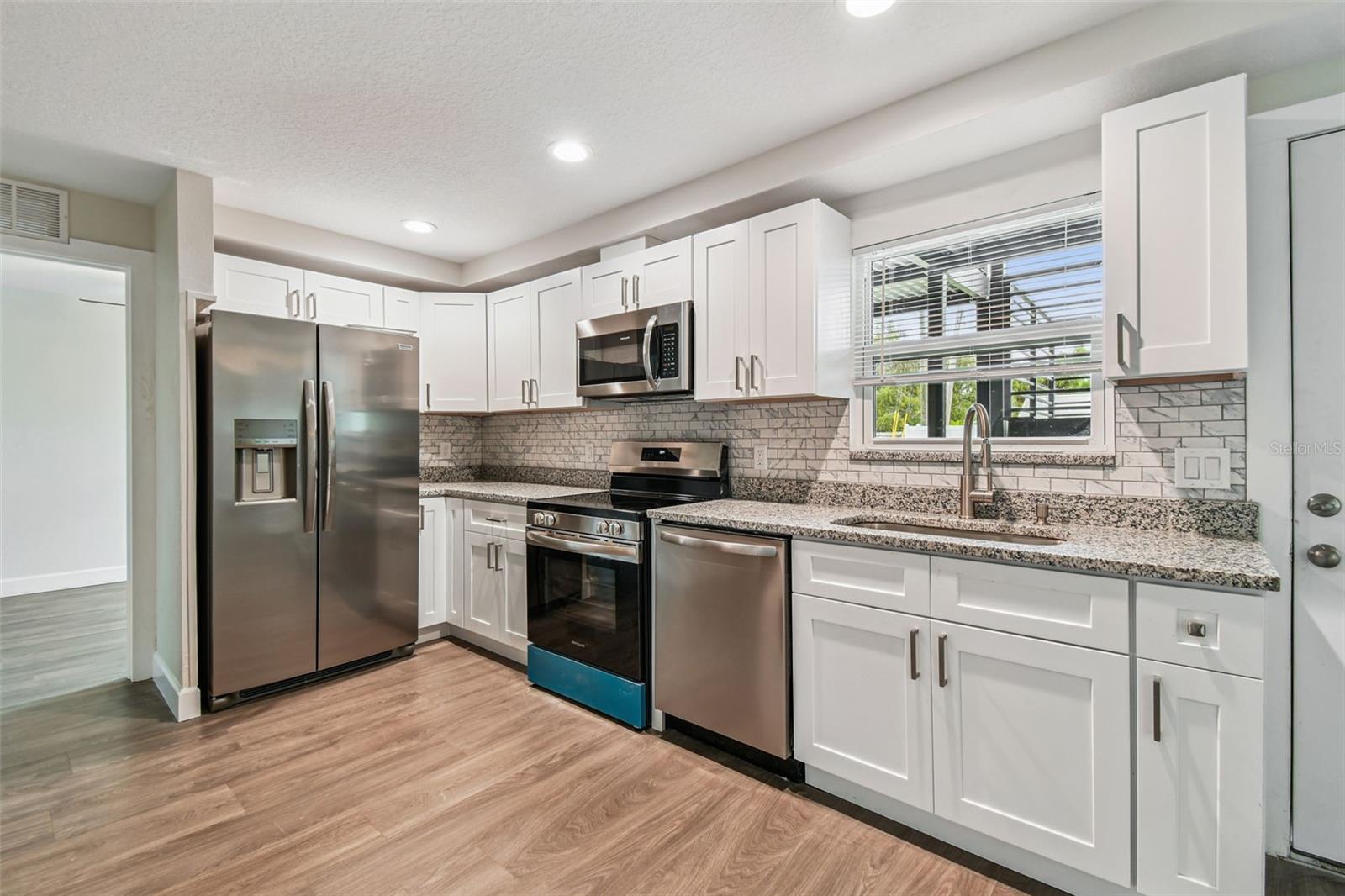 650 E TARPON AVE #C1, TARPON SPRINGS, FL — photo 19