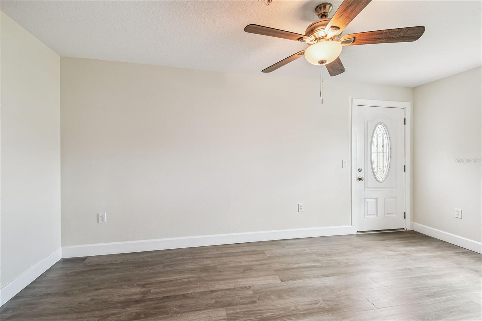 650 E TARPON AVE #C1, TARPON SPRINGS, FL — photo 22