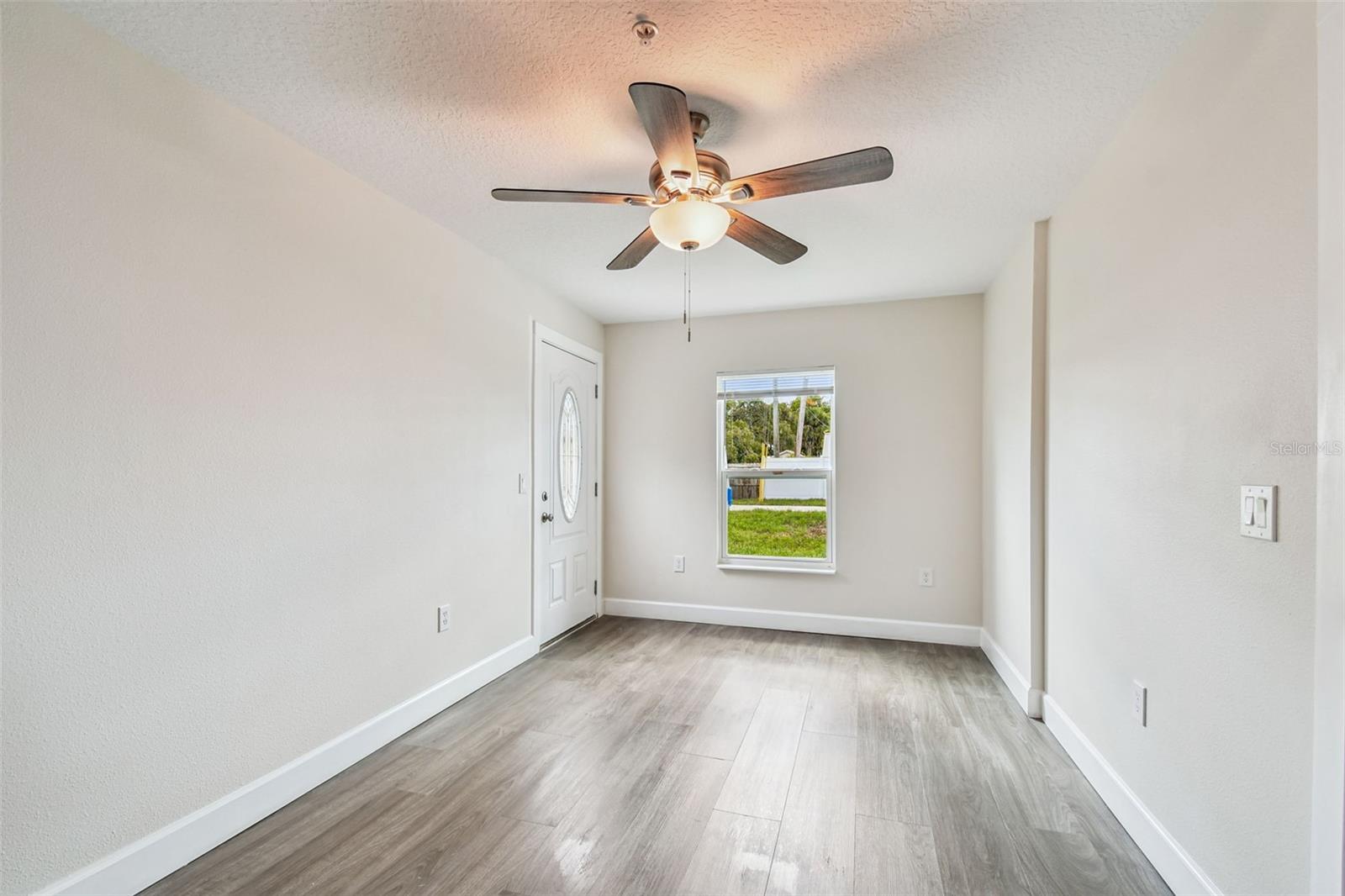 650 E TARPON AVE #C1, TARPON SPRINGS, FL — photo 26
