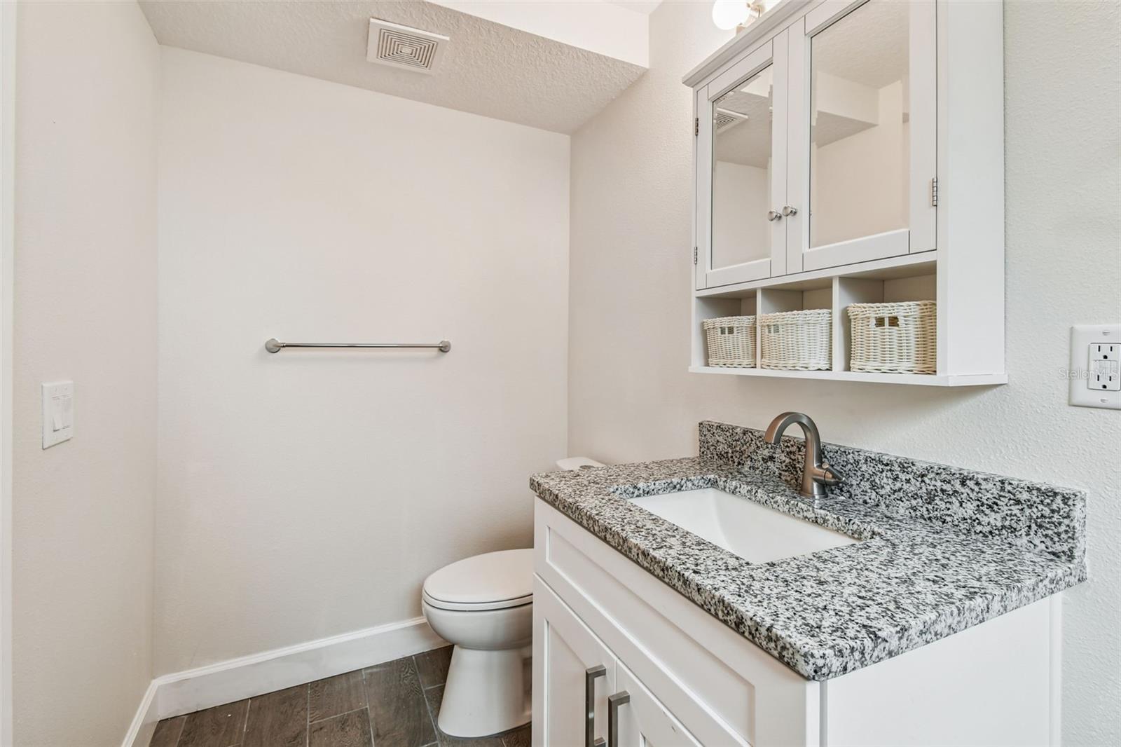 650 E TARPON AVE #C1, TARPON SPRINGS, FL — photo 29