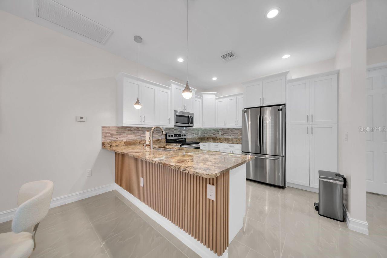 60 FLOYD AVE S, LEHIGH ACRES, FL — photo 9