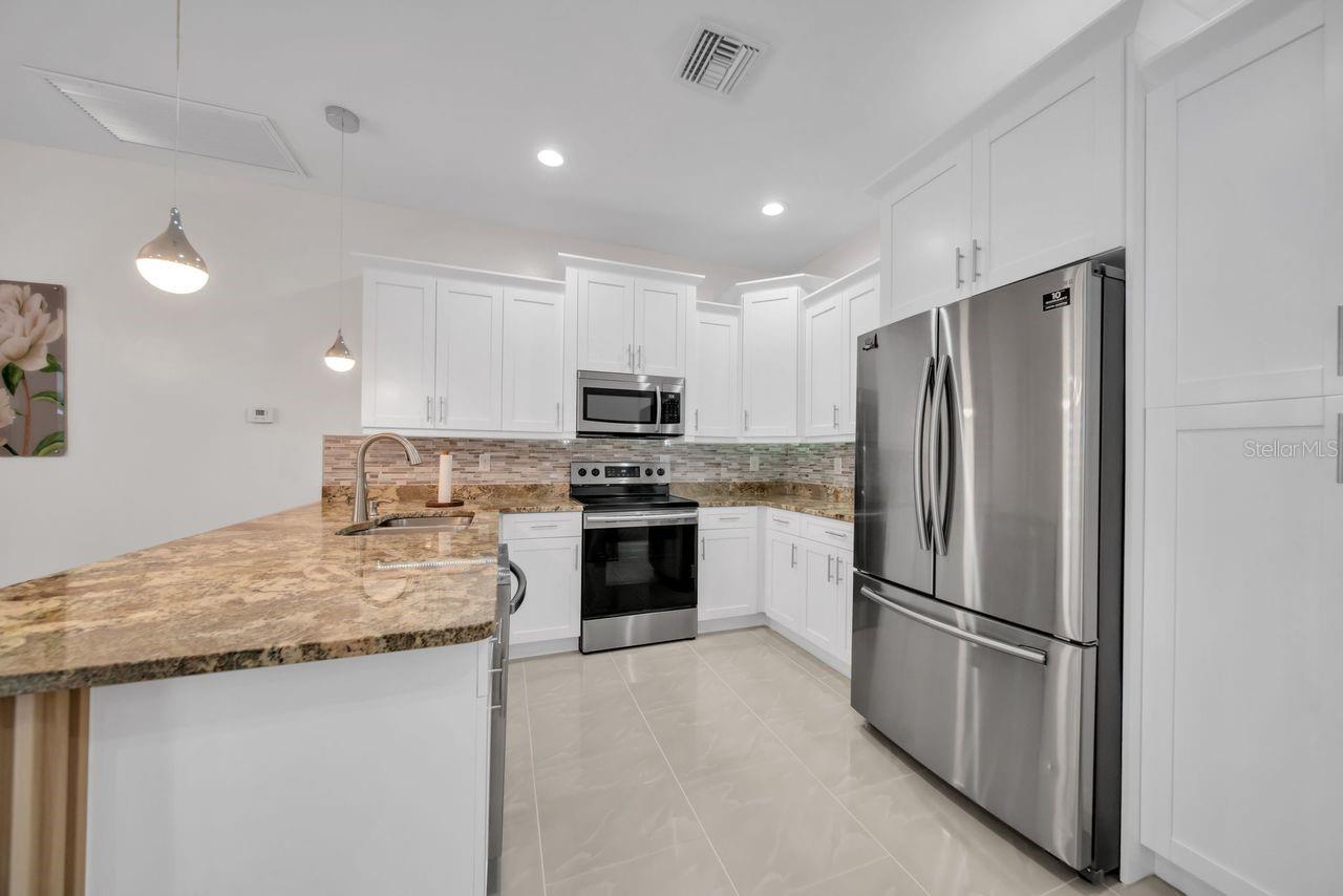 60 FLOYD AVE S, LEHIGH ACRES, FL — photo 10
