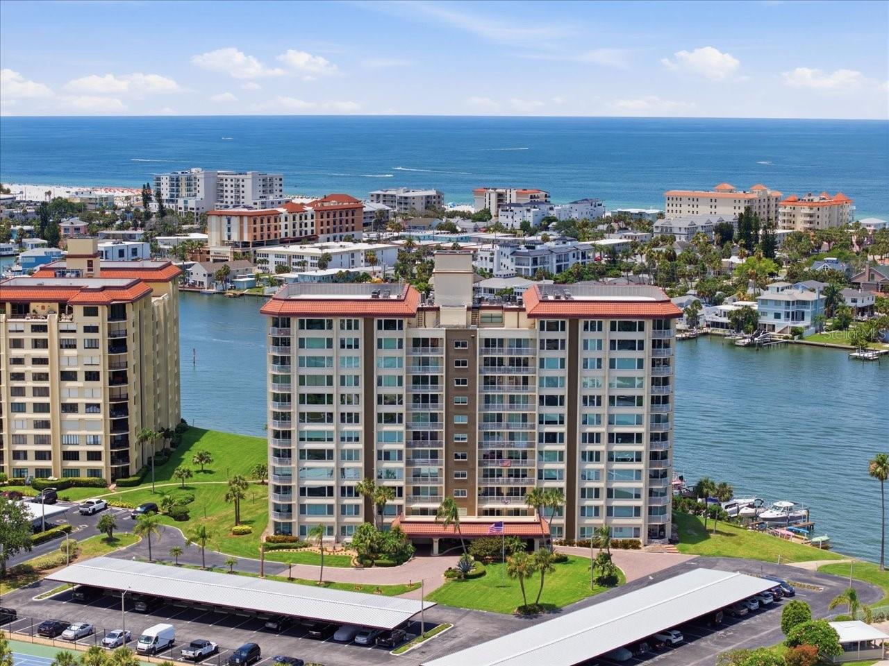 736 ISLAND WAY #1003, CLEARWATER BEACH, FL — photo 4