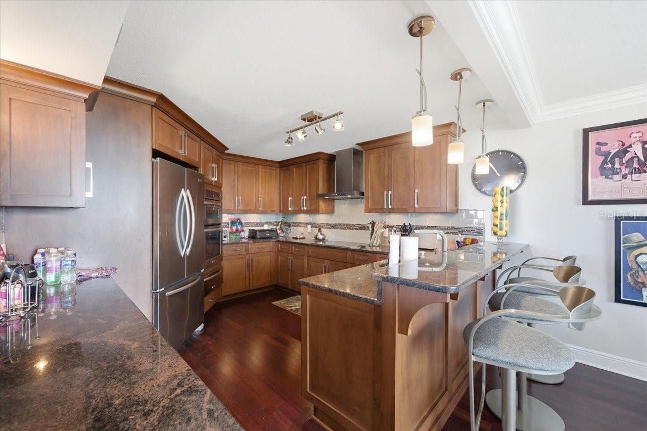 736 ISLAND WAY #1003, CLEARWATER BEACH, FL — photo 23