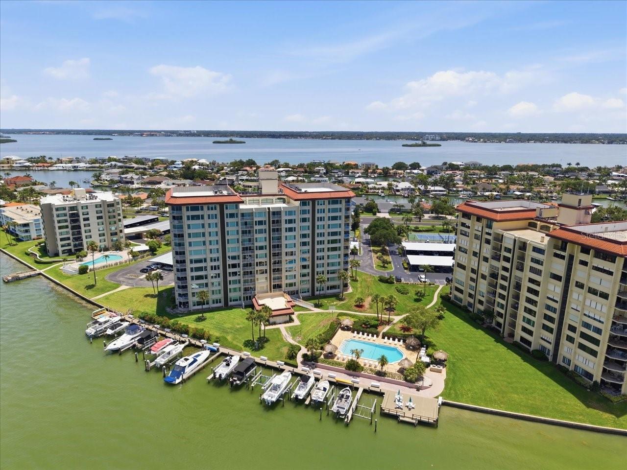 736 ISLAND WAY #1003, CLEARWATER BEACH, FL — photo 69