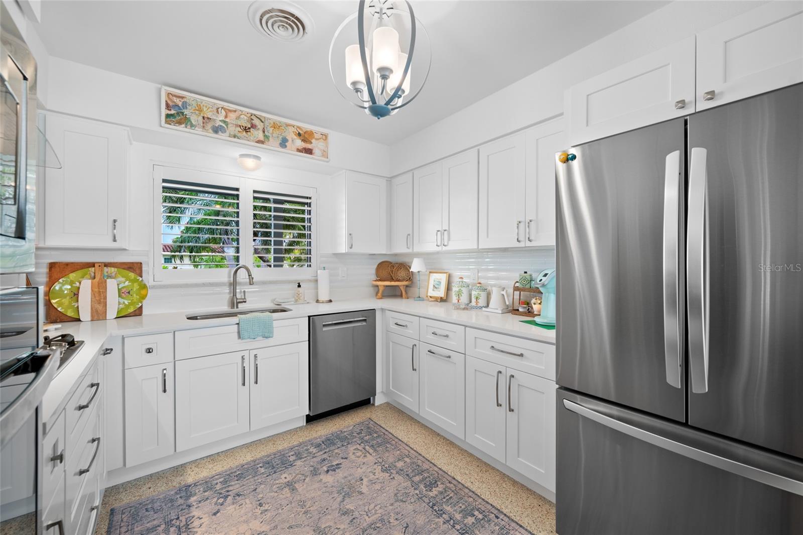 560 79TH ST S, ST PETERSBURG, FL — photo 15