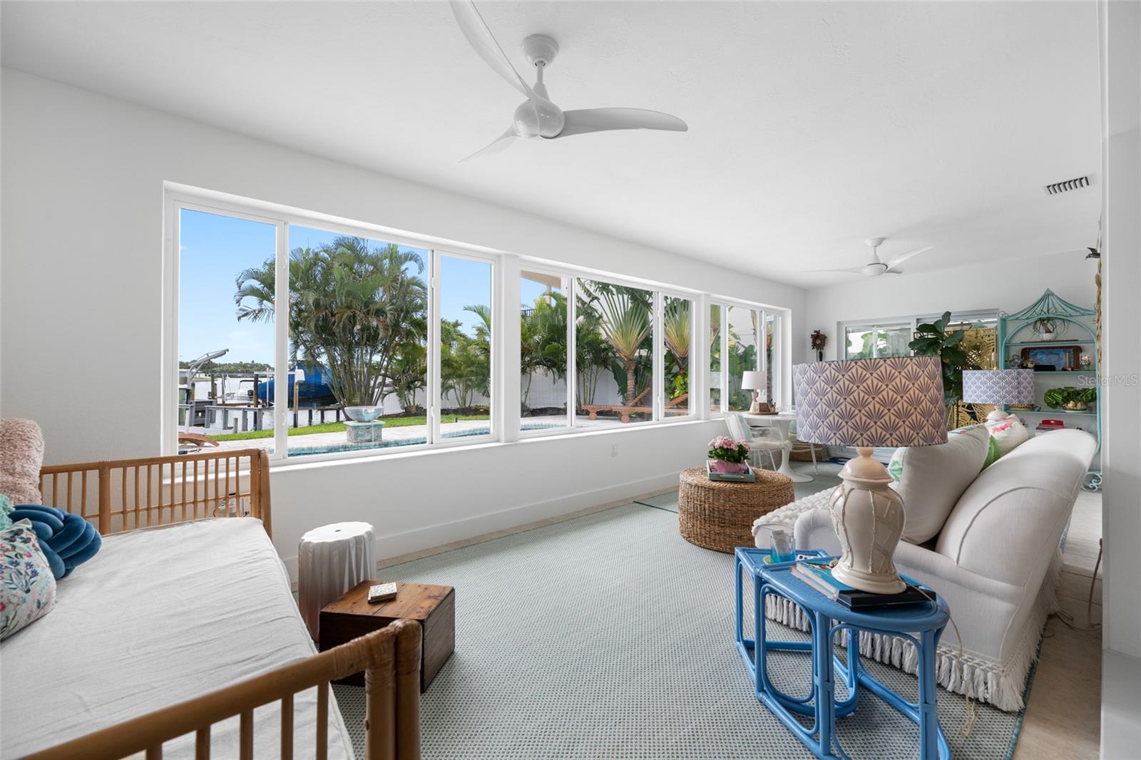 560 79TH ST S, ST PETERSBURG, FL — photo 25