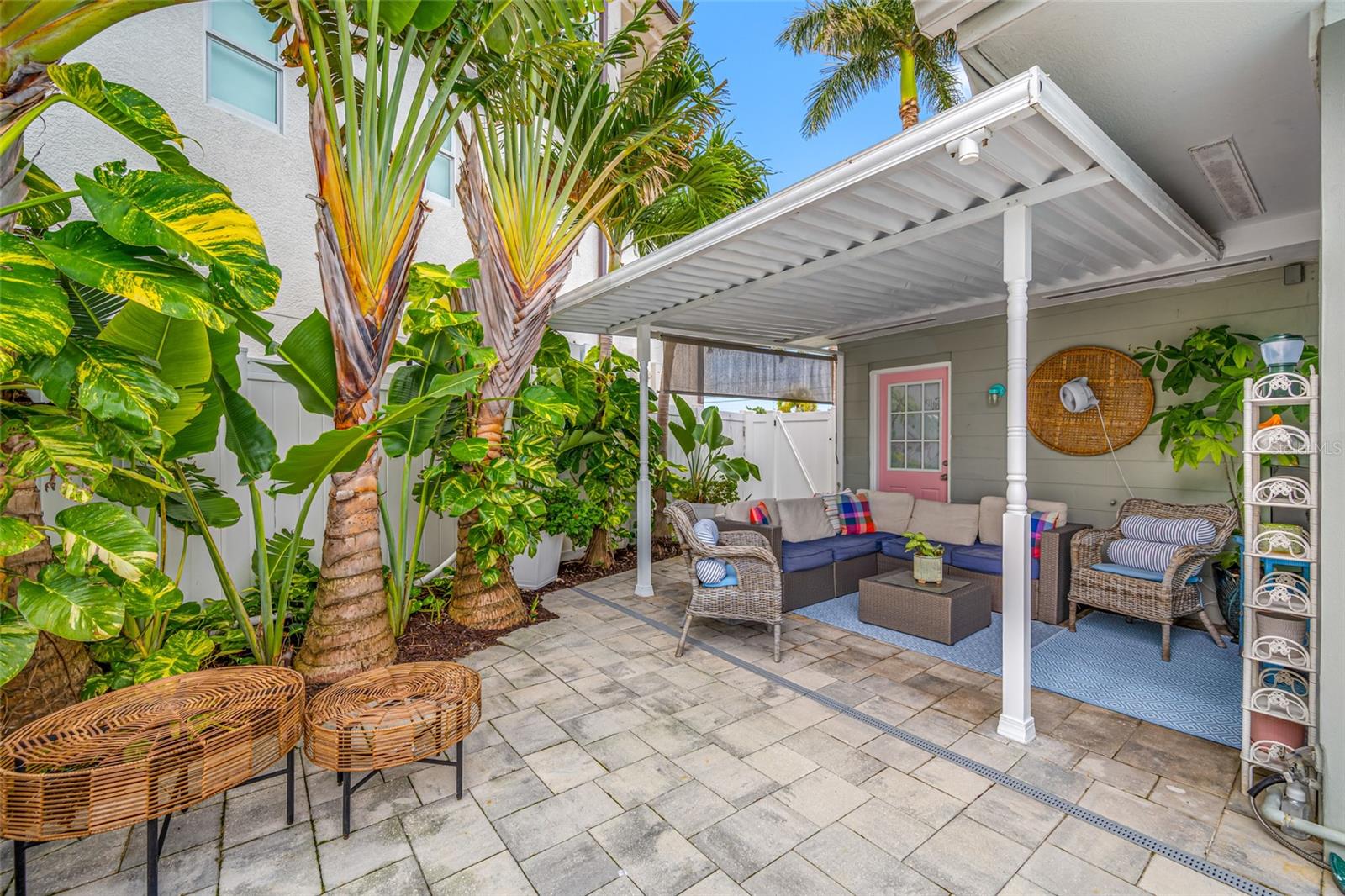 560 79TH ST S, ST PETERSBURG, FL — photo 45