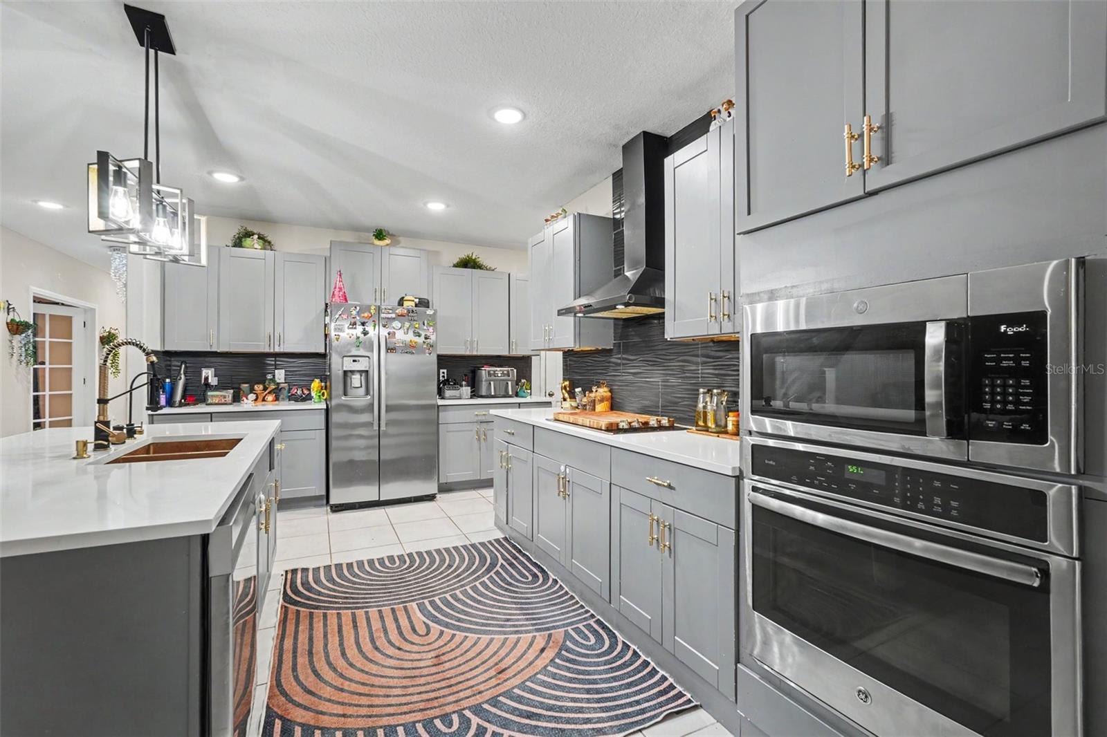 7088 KING CREEK DR, SUN CITY CENTER, FL — photo 12