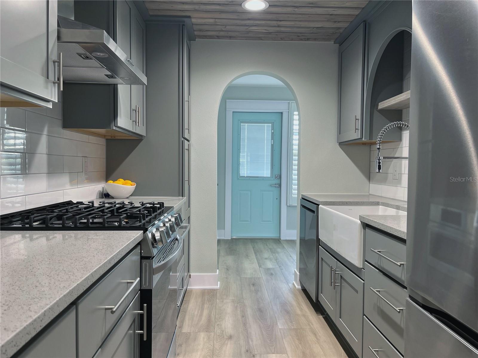 5750 80TH ST N #A106, ST PETERSBURG, FL — photo 15