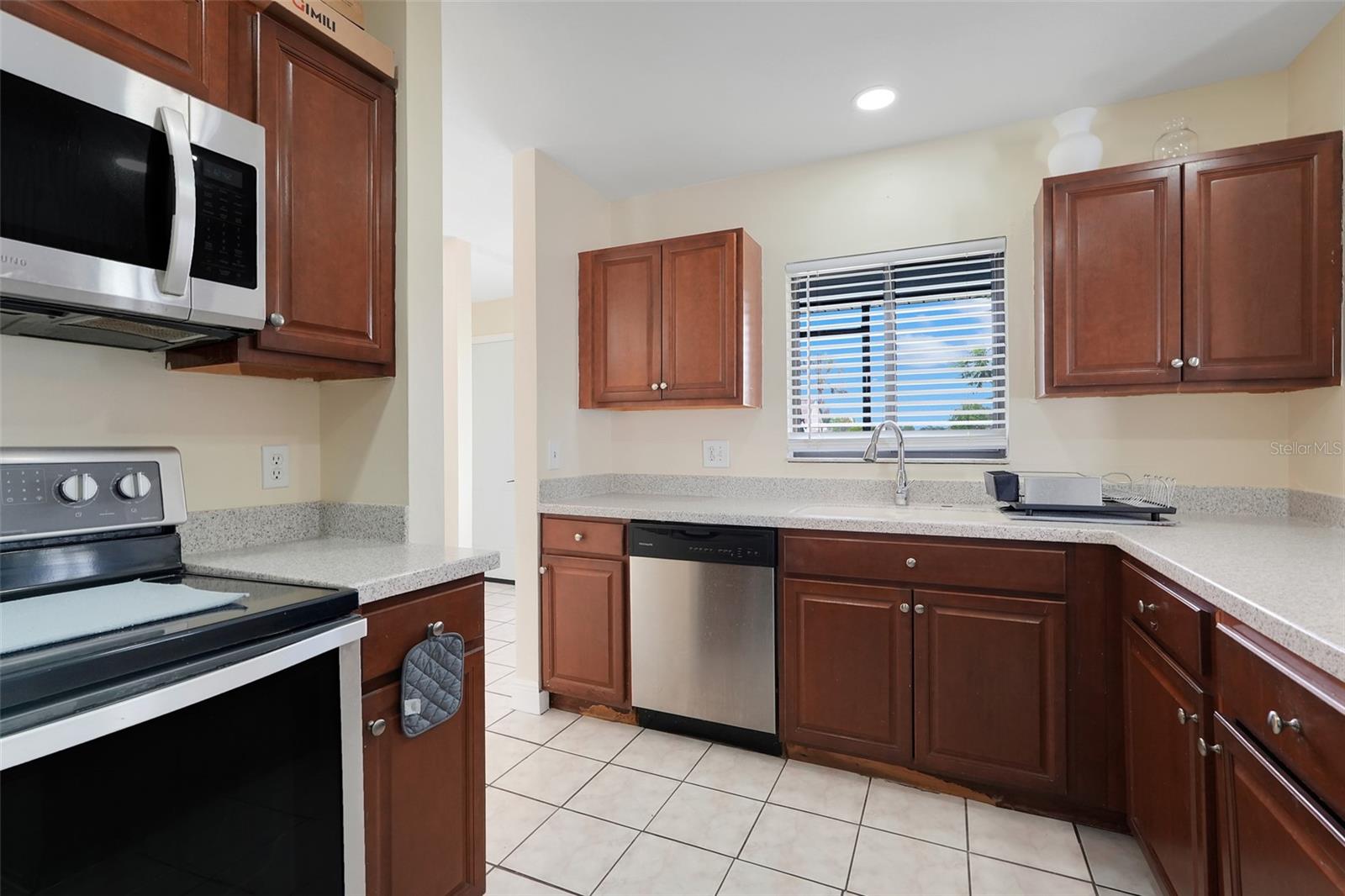12908 DETROIT WOODS CT, ORLANDO, FL — photo 25