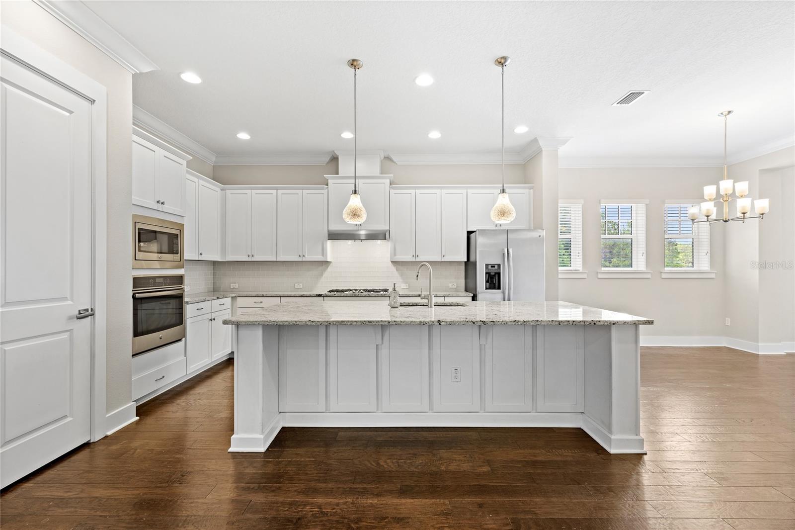 1569 RESOLUTE ST, KISSIMMEE, FL — photo 9