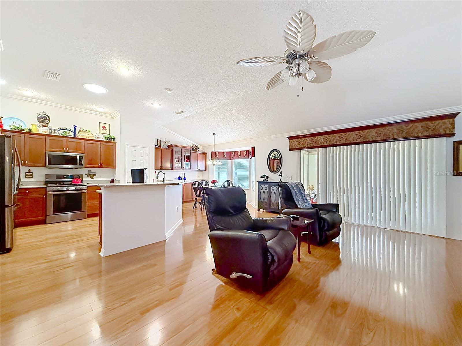 858 ASTOR WAY, THE VILLAGES, FL — photo 16