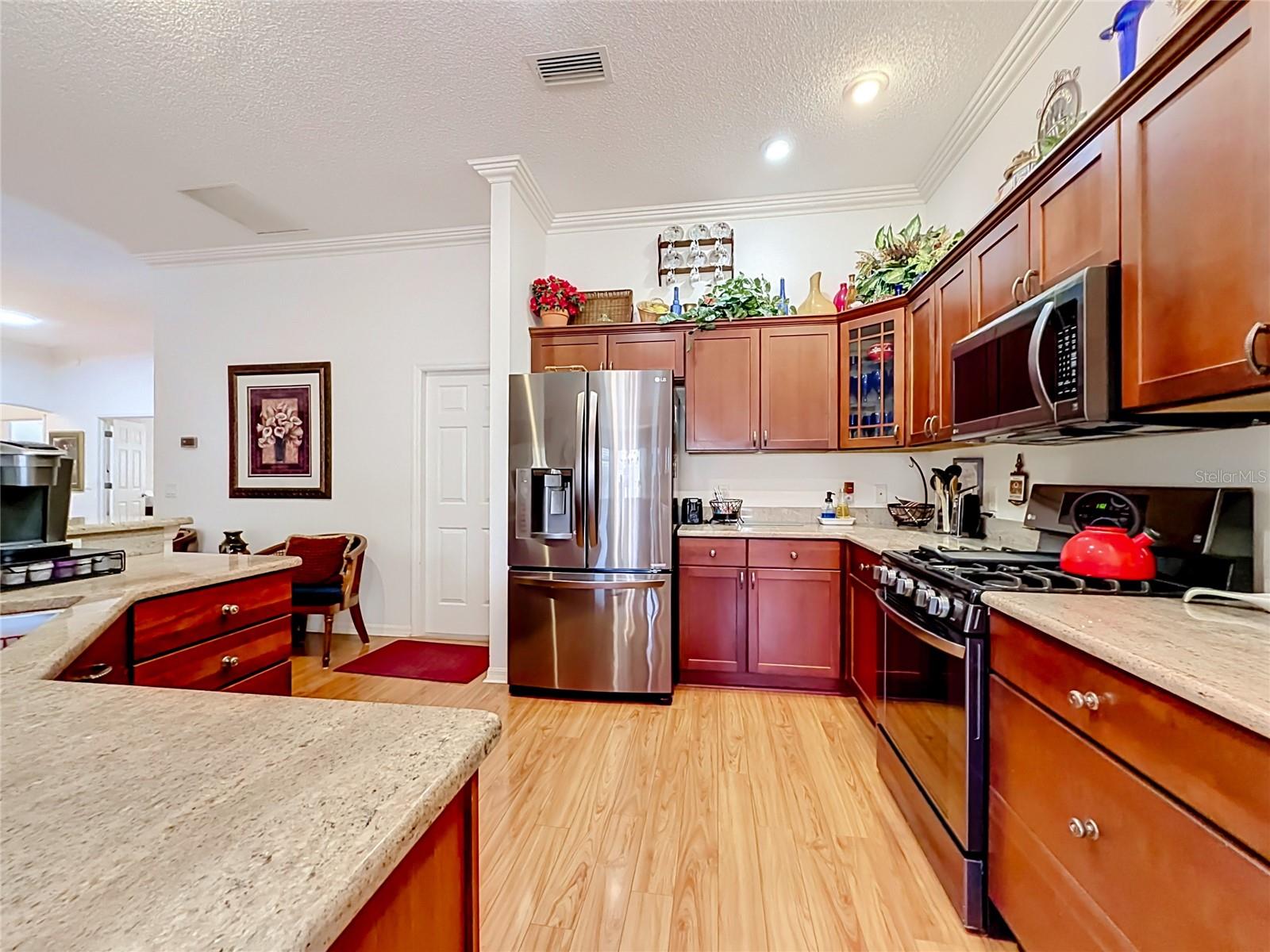 858 ASTOR WAY, THE VILLAGES, FL — photo 24