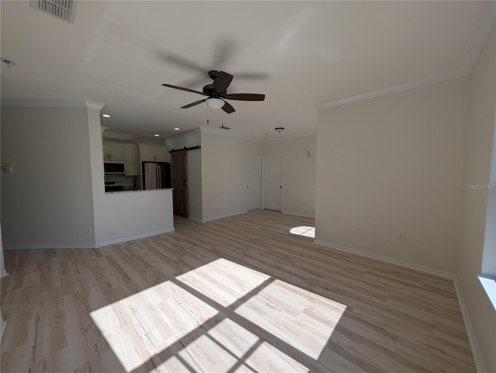 2107 PORTOFINO PL #30-302, PALM HARBOR, FL — photo 2