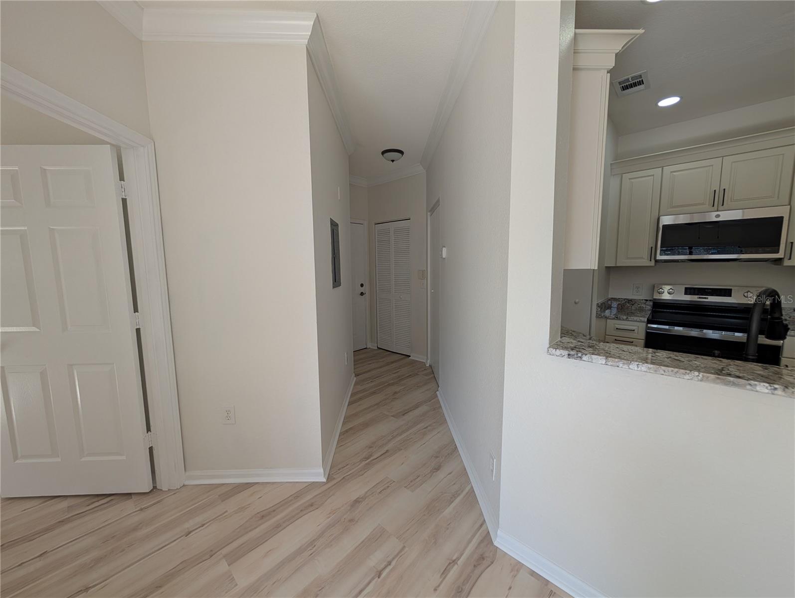 2107 PORTOFINO PL #30-302, PALM HARBOR, FL — photo 32