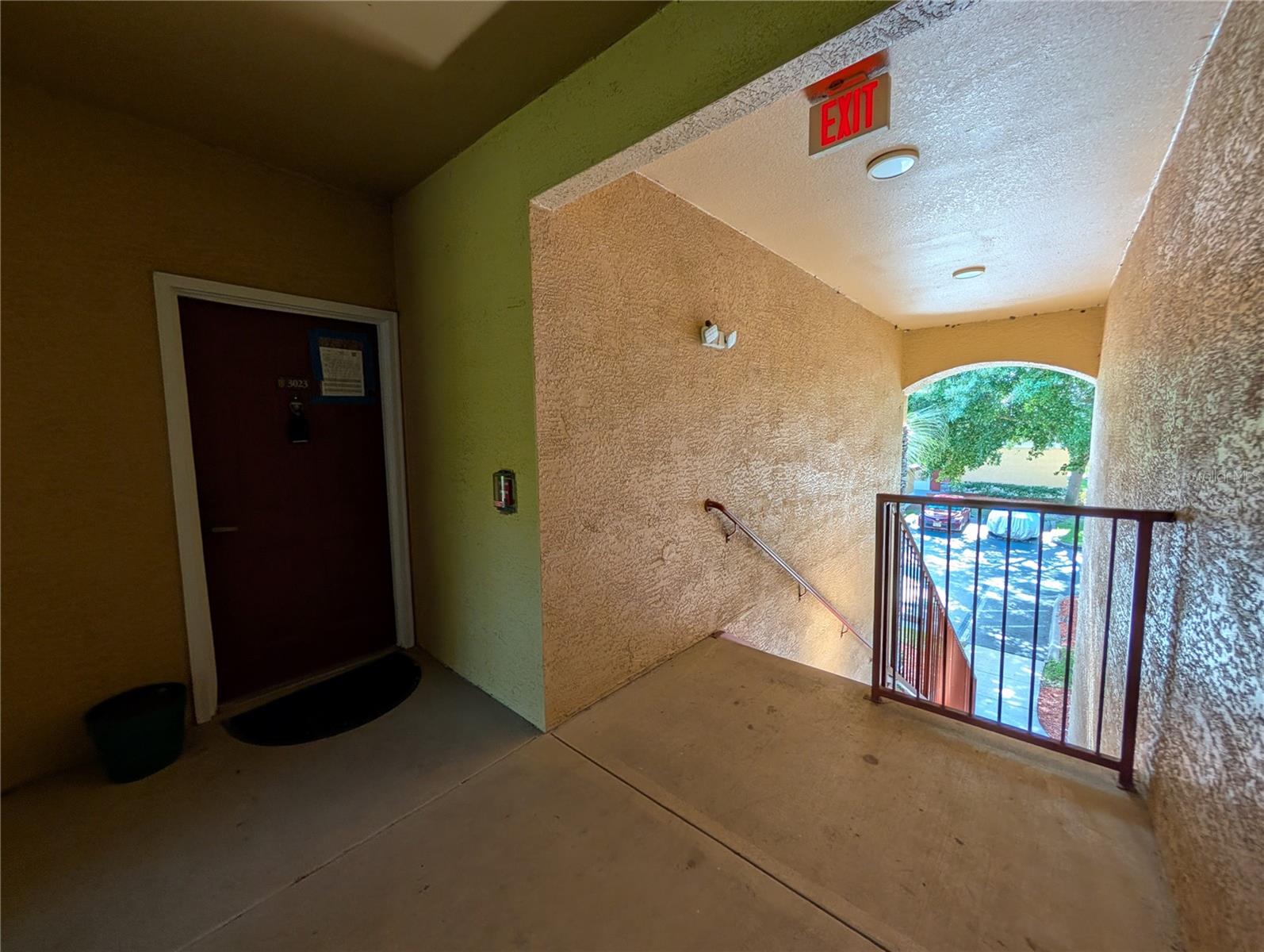 2107 PORTOFINO PL #30-302, PALM HARBOR, FL — photo 40