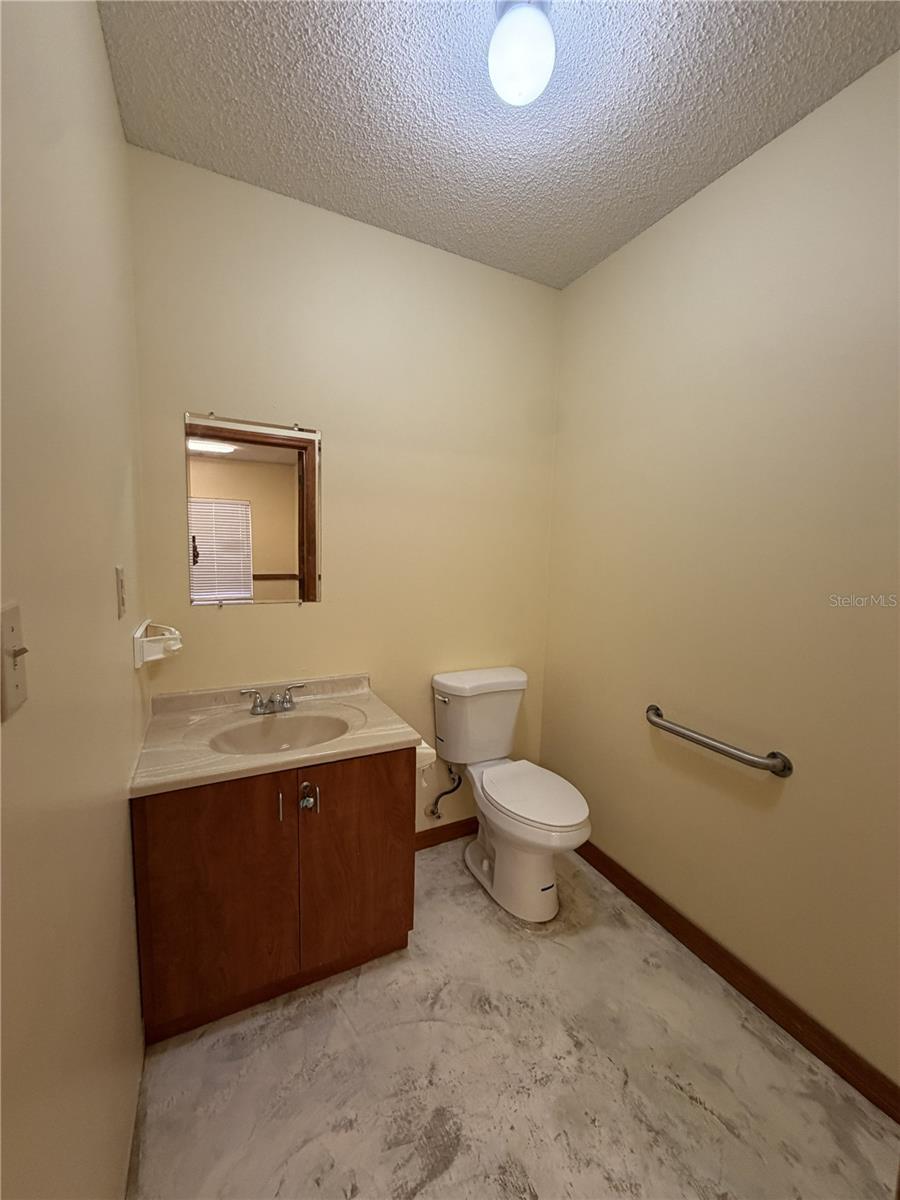 1400 W OAK ST #C1/D2, KISSIMMEE, FL — photo 9