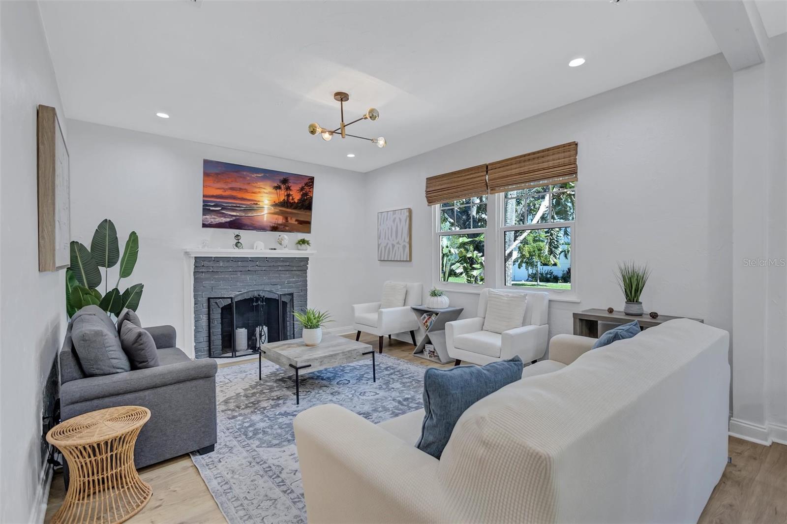2437 FLOYD ST, SARASOTA, FL — photo 11