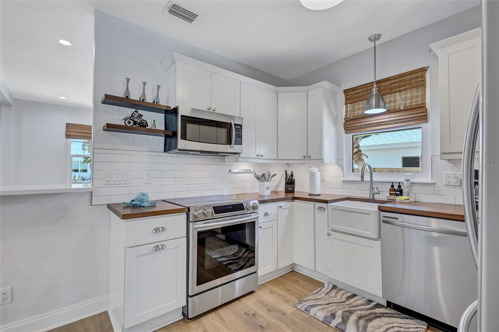 2437 FLOYD ST, SARASOTA, FL — photo 19