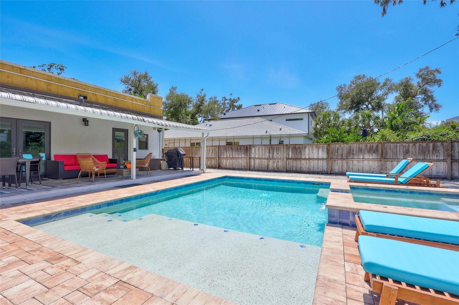2437 FLOYD ST, SARASOTA, FL — photo 35