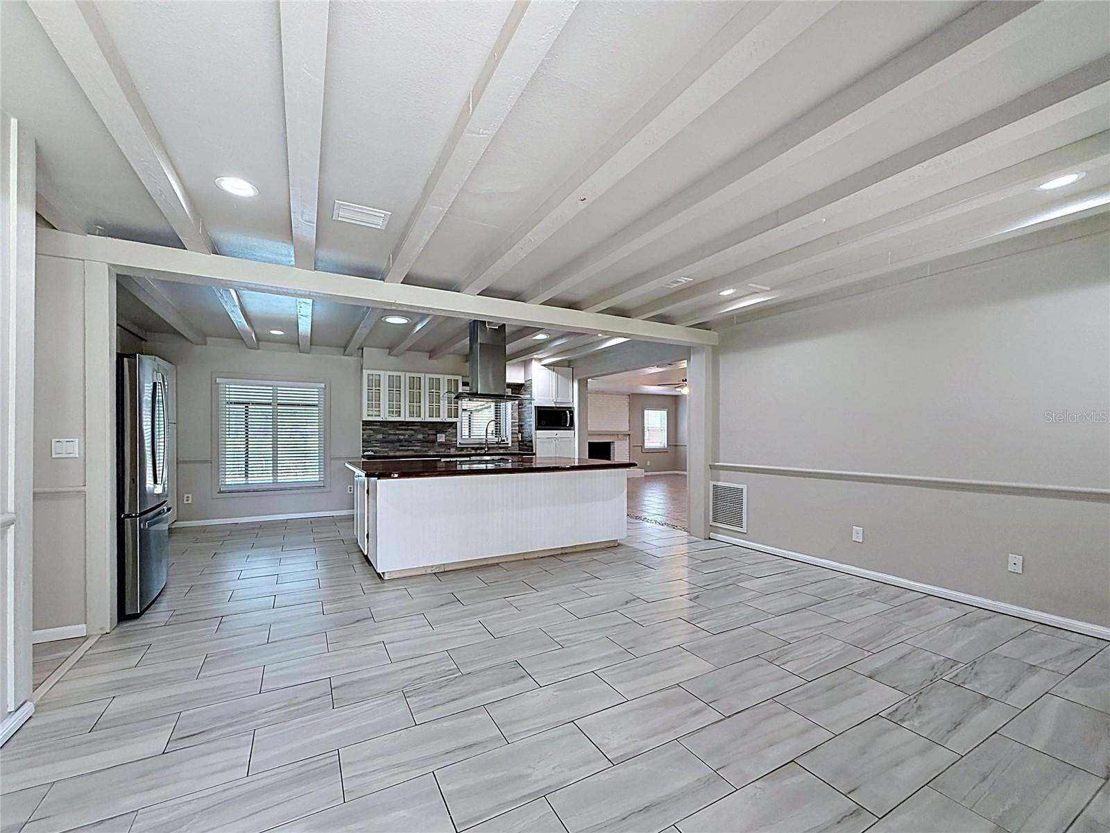 912 SHANGRI LA DR, SEFFNER, FL — photo 9