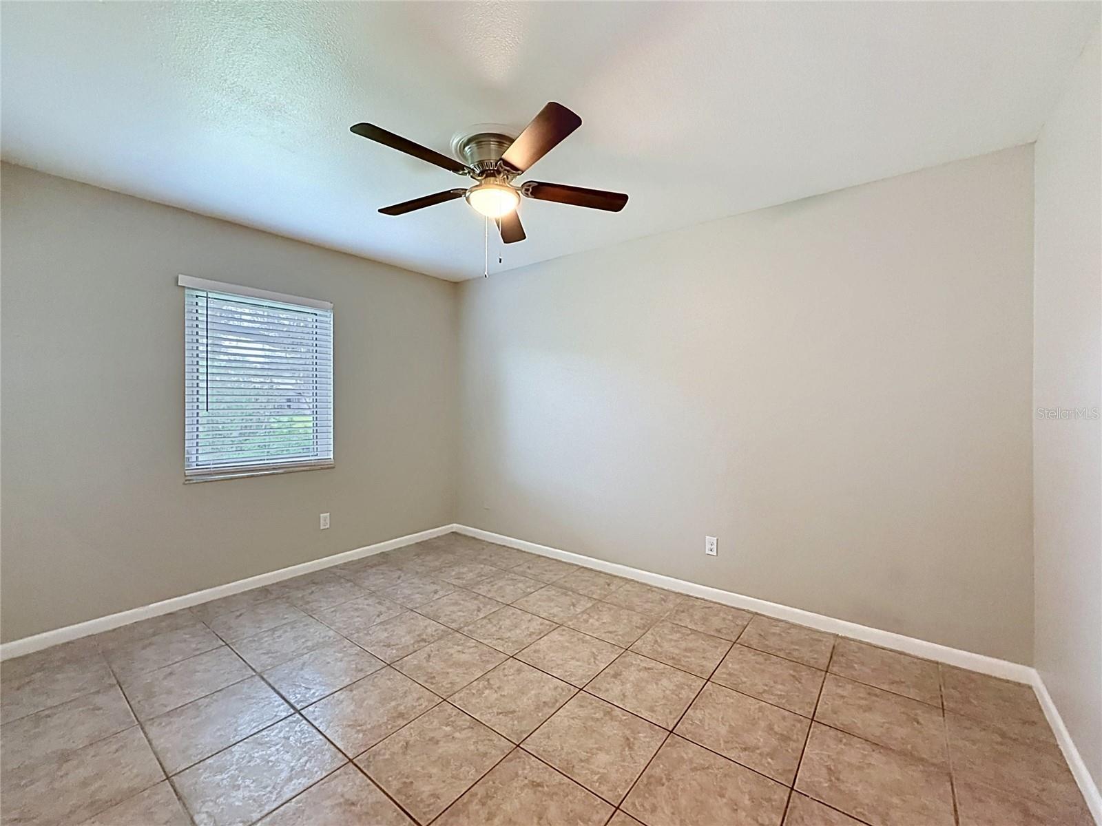 912 SHANGRI LA DR, SEFFNER, FL — photo 15