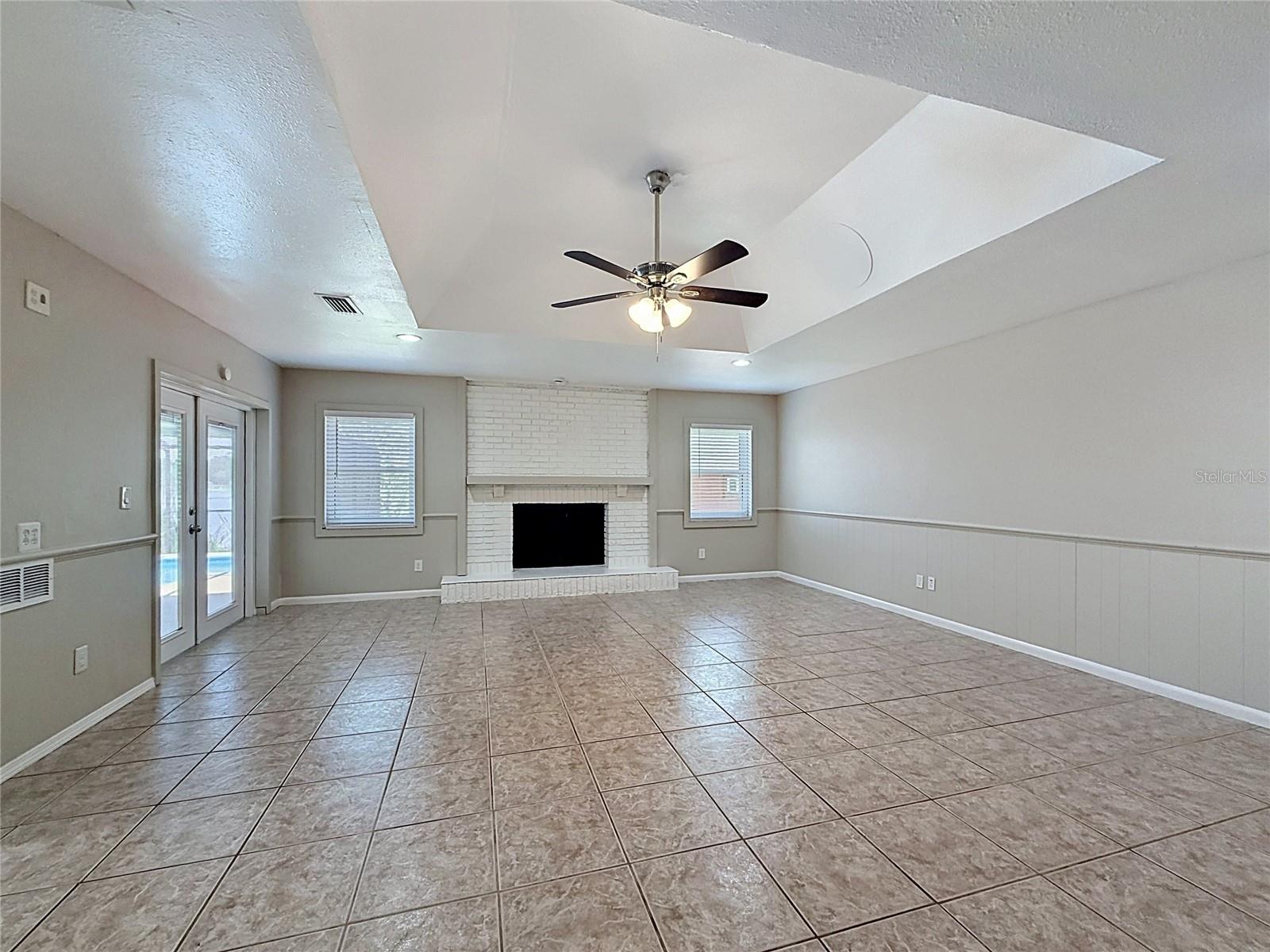912 SHANGRI LA DR, SEFFNER, FL — photo 27