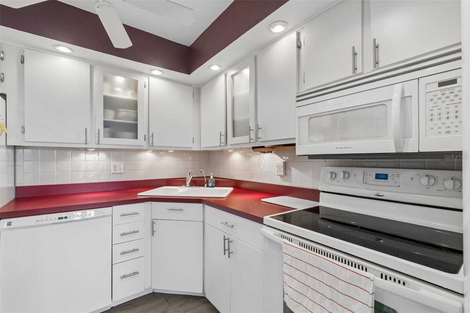 1714 69TH AVE W #C401, BRADENTON, FL — photo 16