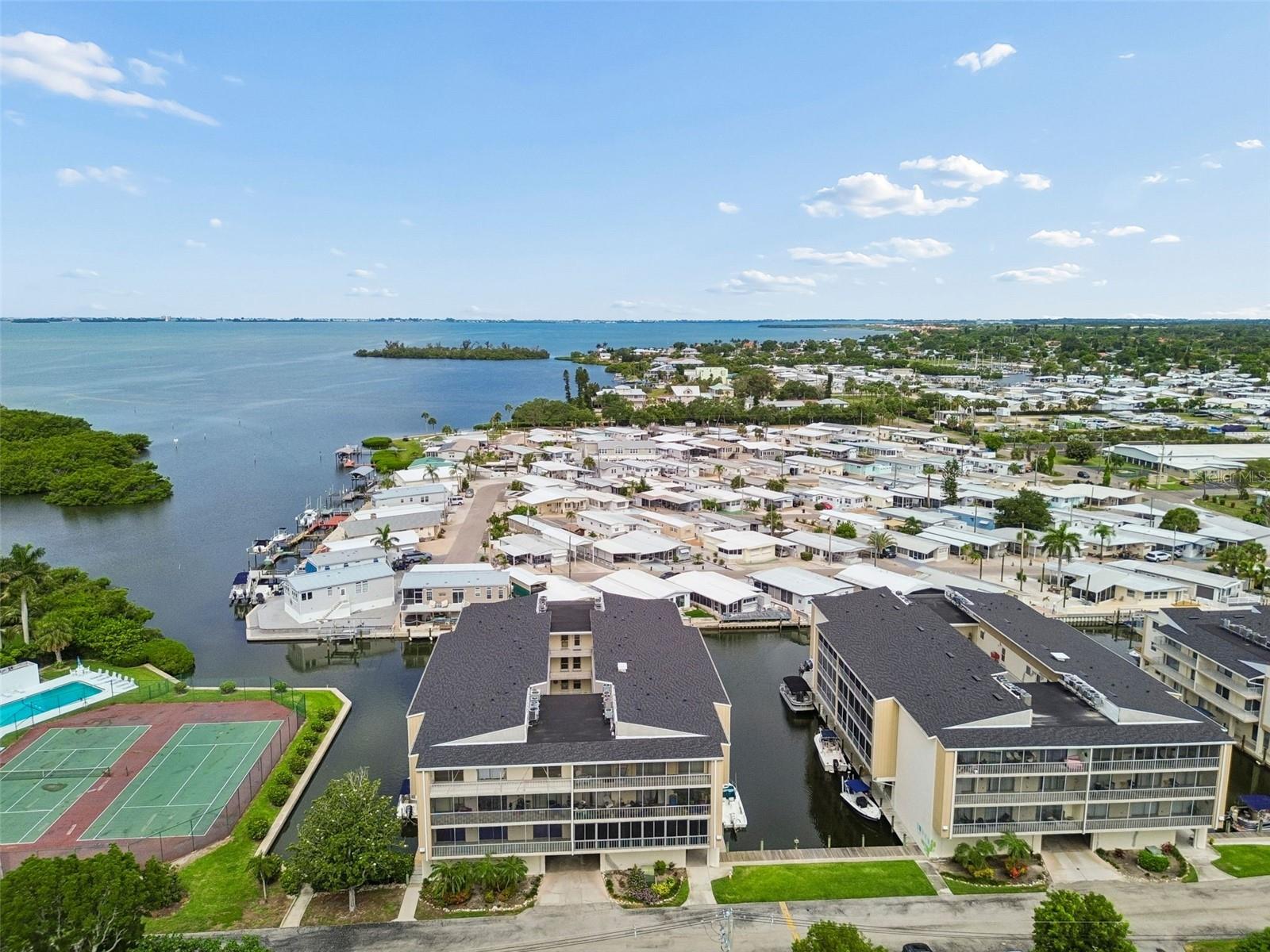 1714 69TH AVE W #C401, BRADENTON, FL — photo 40