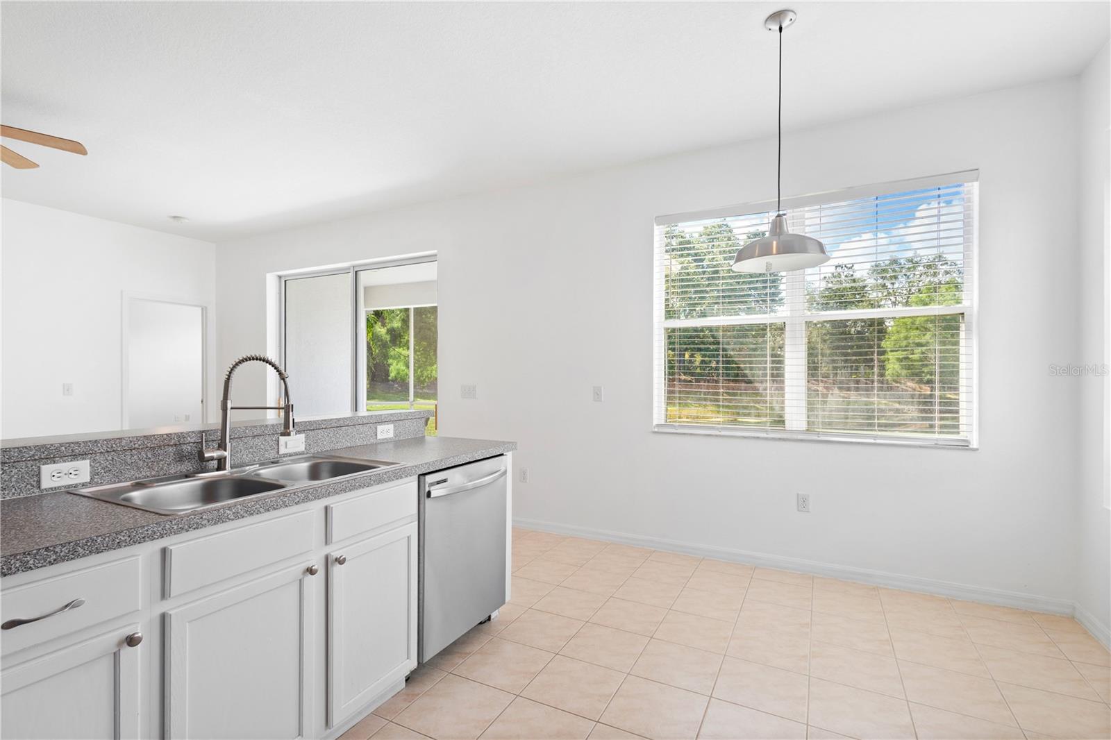 14243 CATTLE EGRET PL, BRADENTON, FL — photo 17