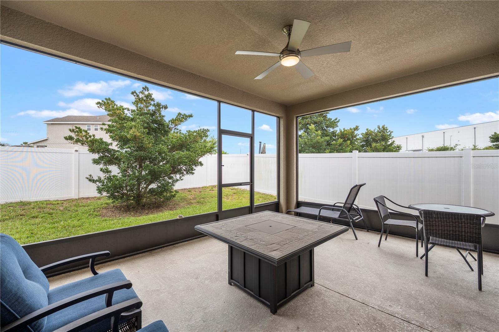 390 CASA VERANO LN, DAVENPORT, FL — photo 17