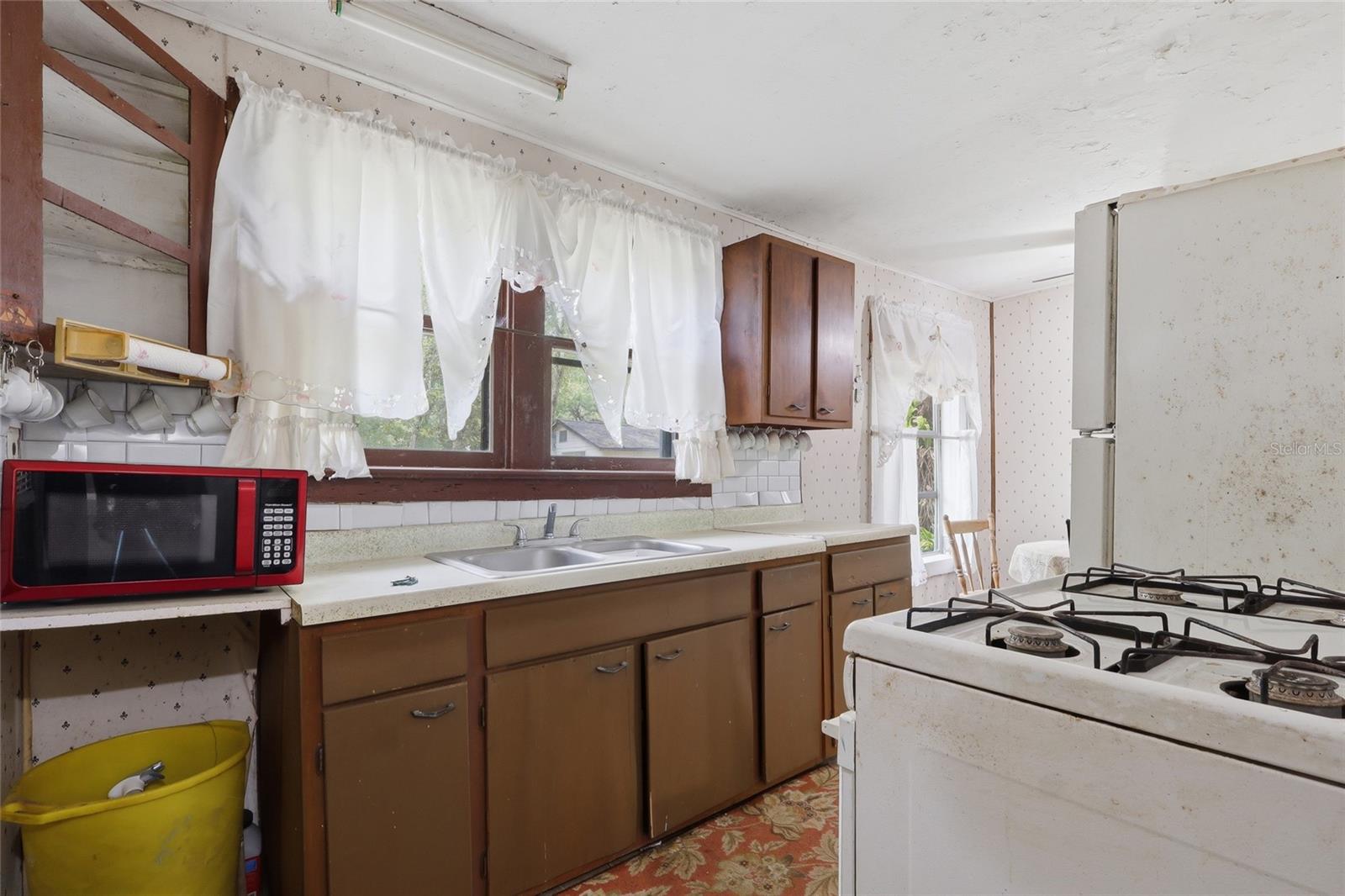 242 ZOLLER ST, BROOKSVILLE, FL — photo 12