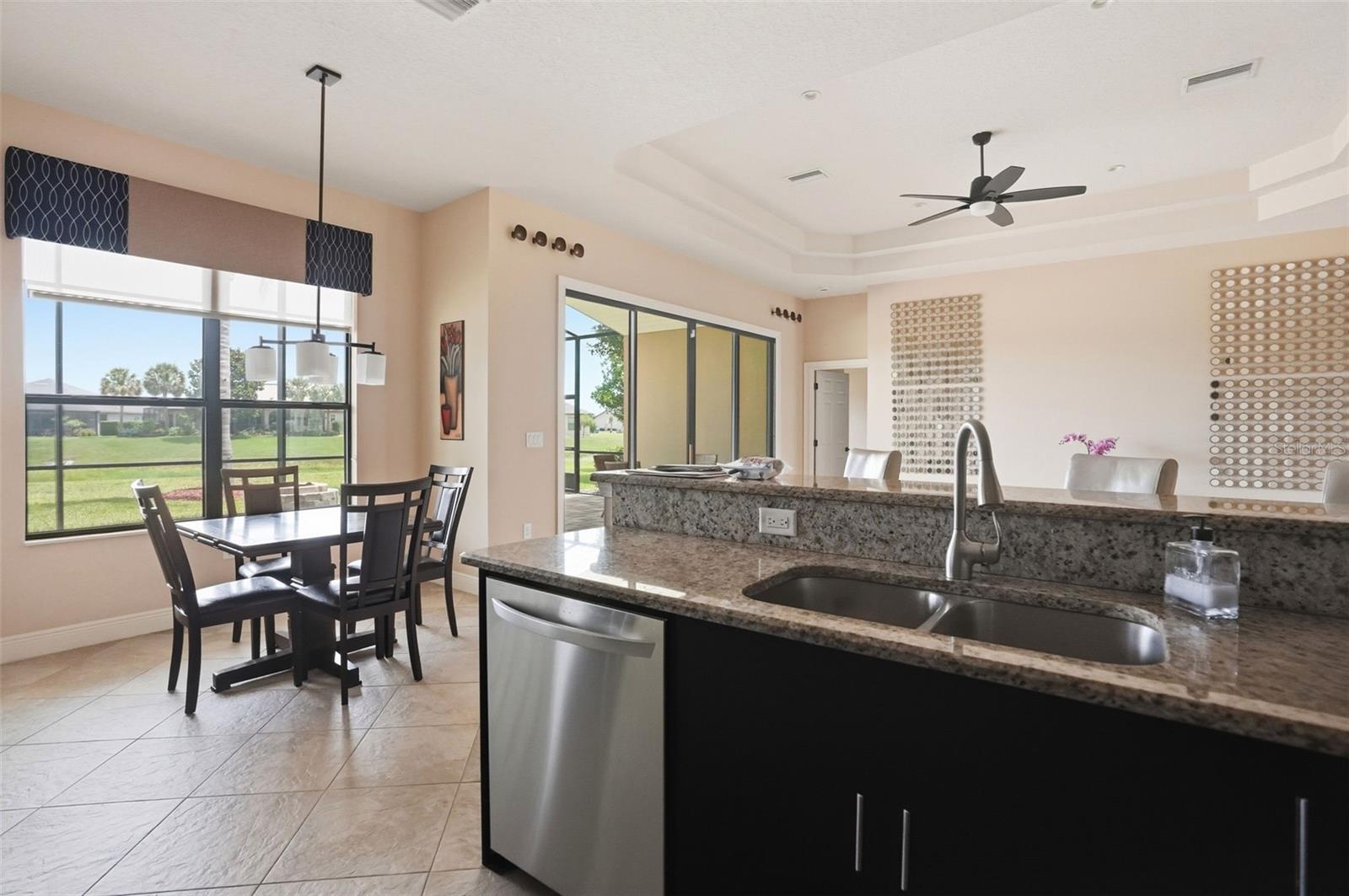 8987 MISSISSIPPI RUN, WEEKI WACHEE, FL — photo 16
