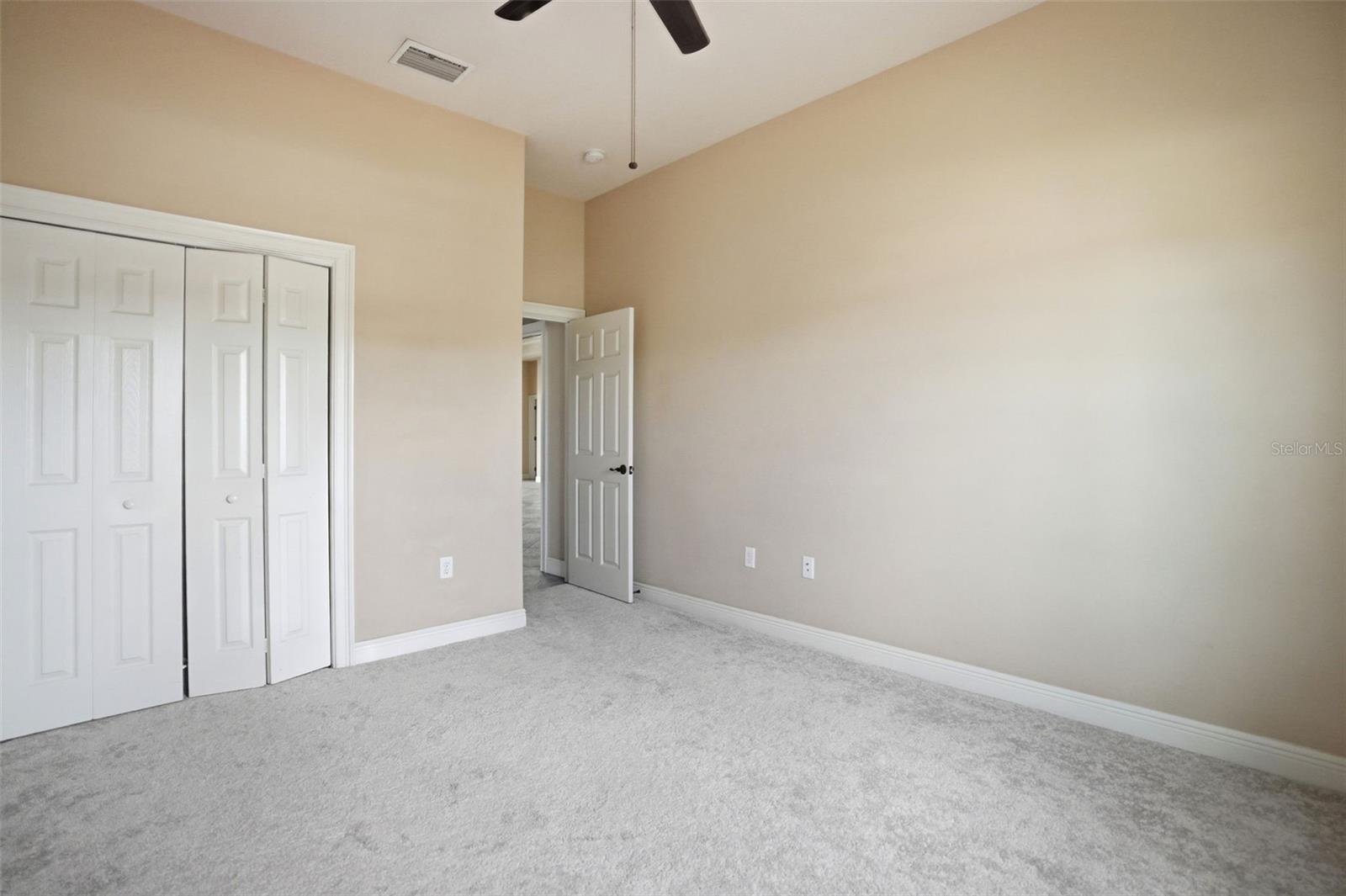8987 MISSISSIPPI RUN, WEEKI WACHEE, FL — photo 32