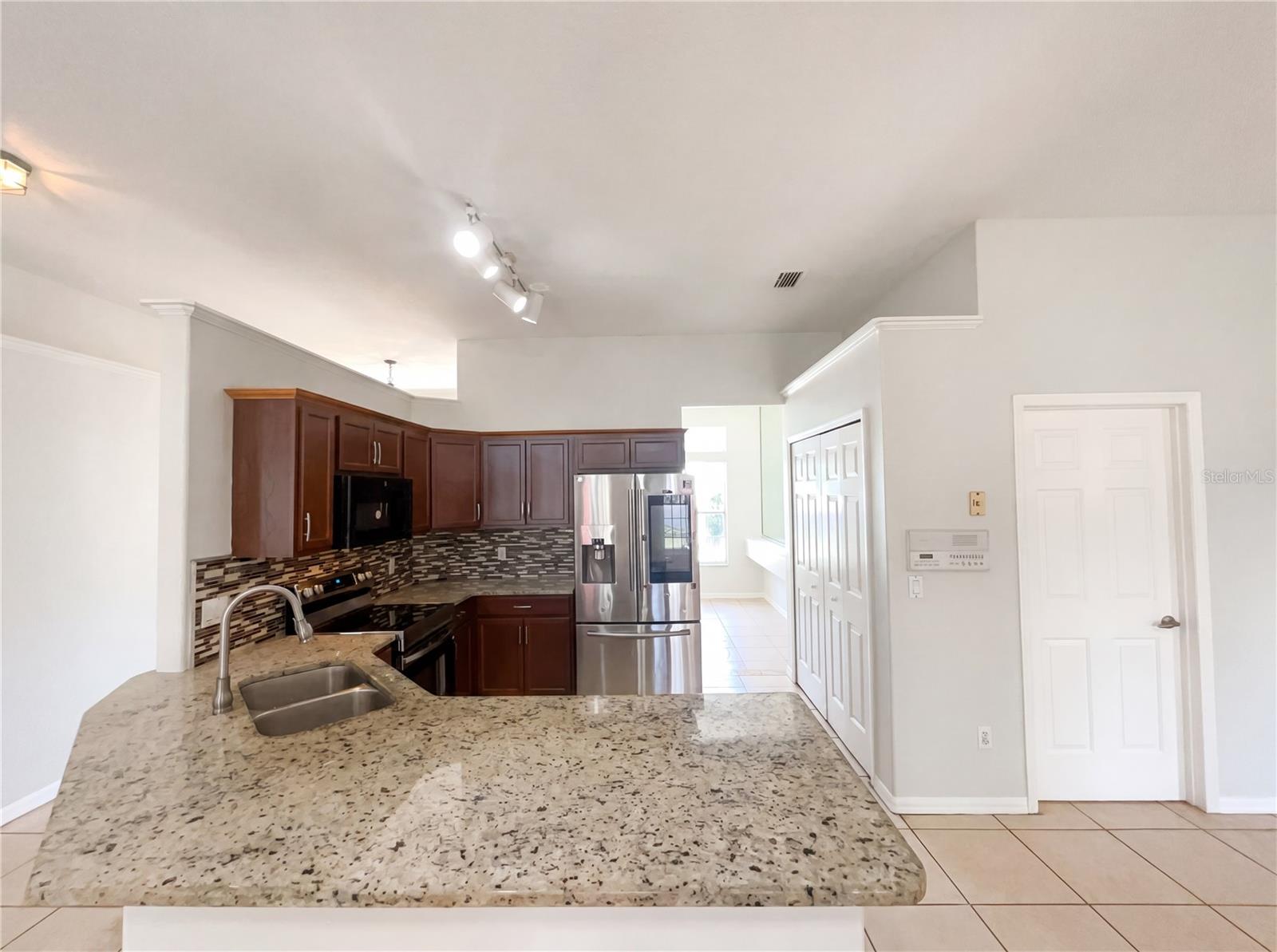 62 CORDONA DR, KISSIMMEE, FL — photo 17