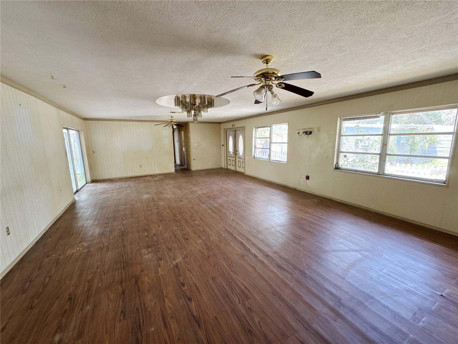 4103 BRAZILNUT AVE, SARASOTA, FL — photo 3