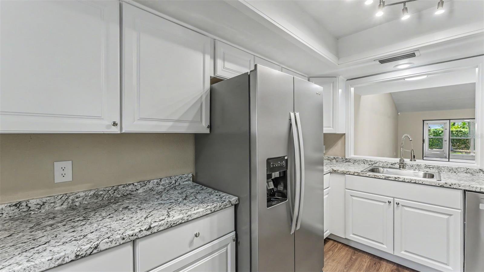 2025 SYLVESTER RD #C1, LAKELAND, FL — photo 11