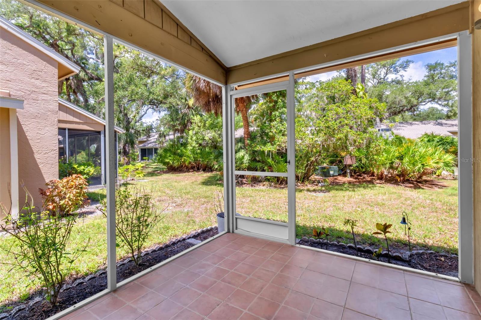 4877 VILLAGE GARDENS DR #193, SARASOTA, FL — photo 2
